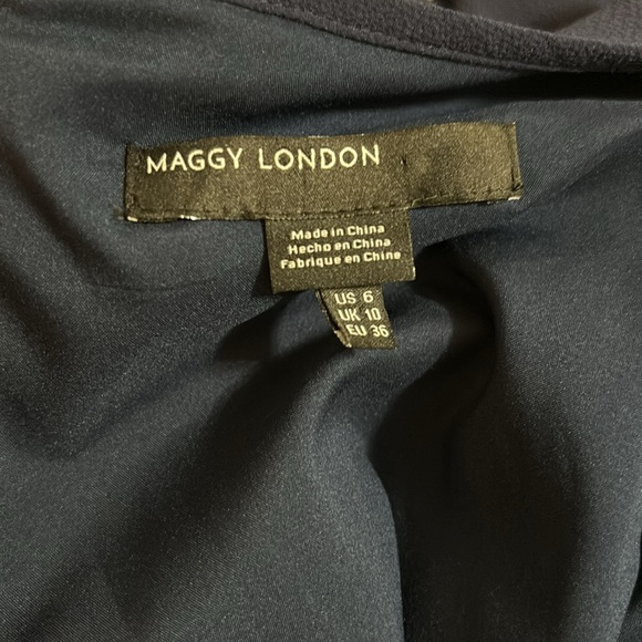 Maggy London short sleeved, pleated dress - Picture 3 of 5